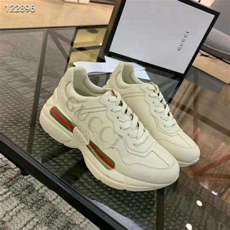 gucci rhyton sneakers beige